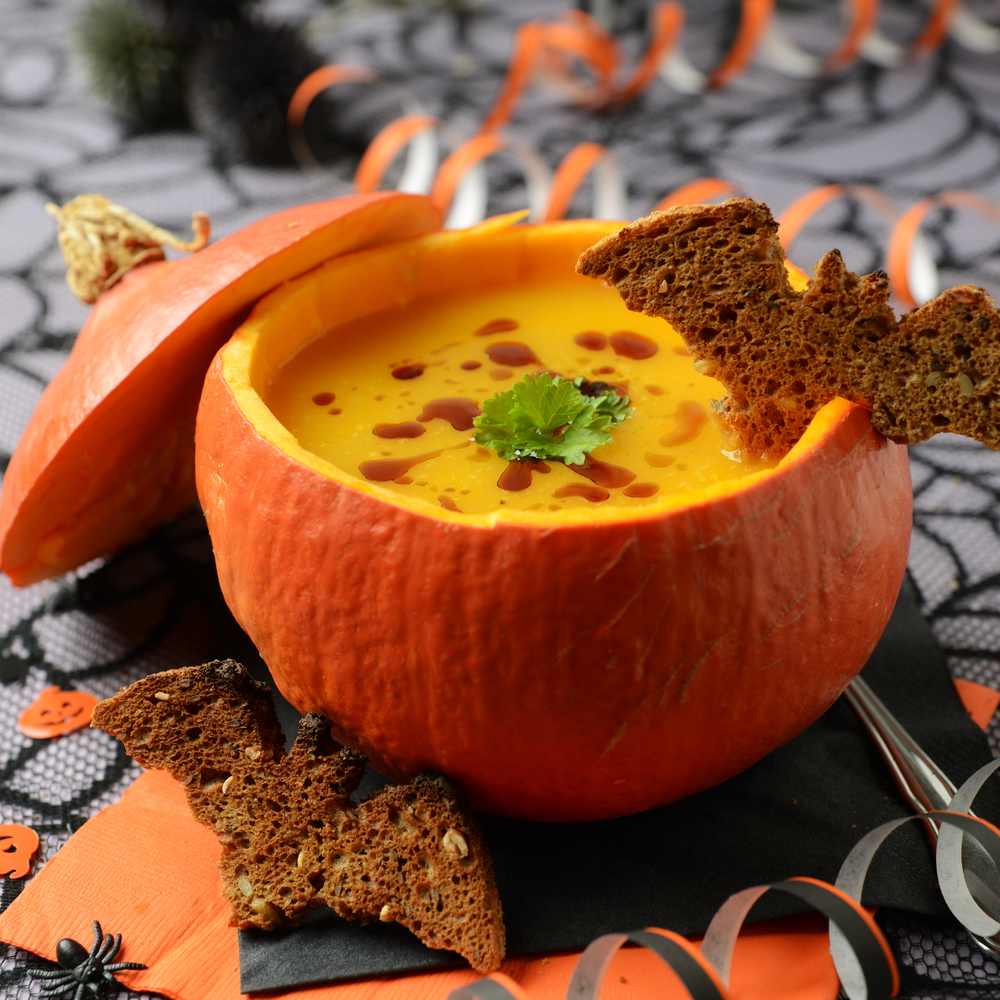 Pumpkin Soup Recipe: Mum's Smooth & Creamy Pumpkin Soup Recipe by Mad Halloween madhalloween.com