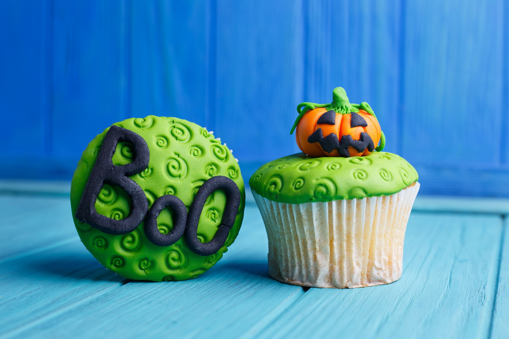 Fun Mastic Boo & Pumpkin Halloween Cupcakes