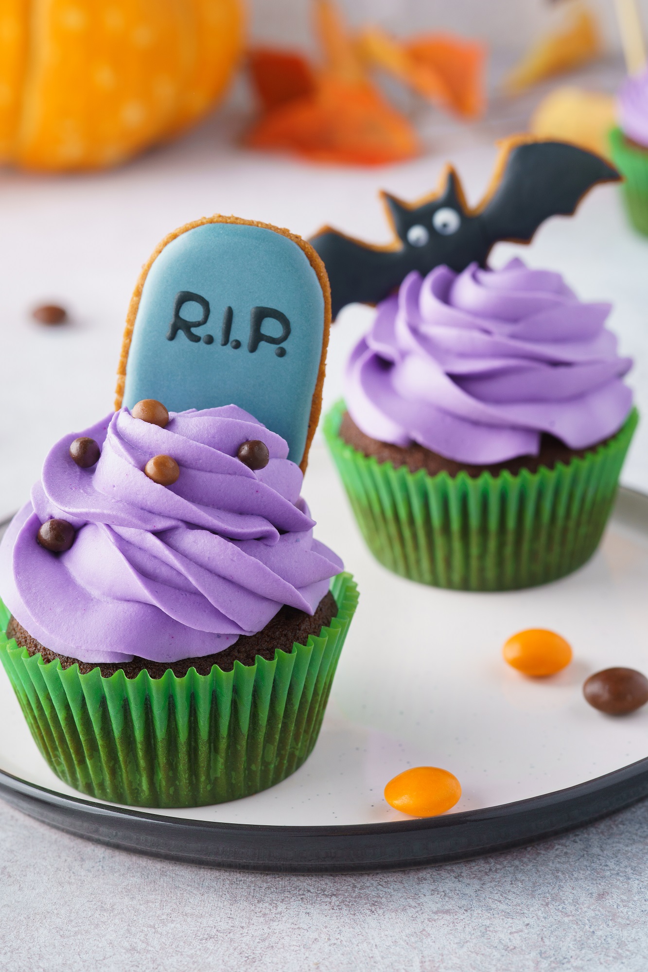 RIP & Bat Cookie Sign Halloween Cupcakes