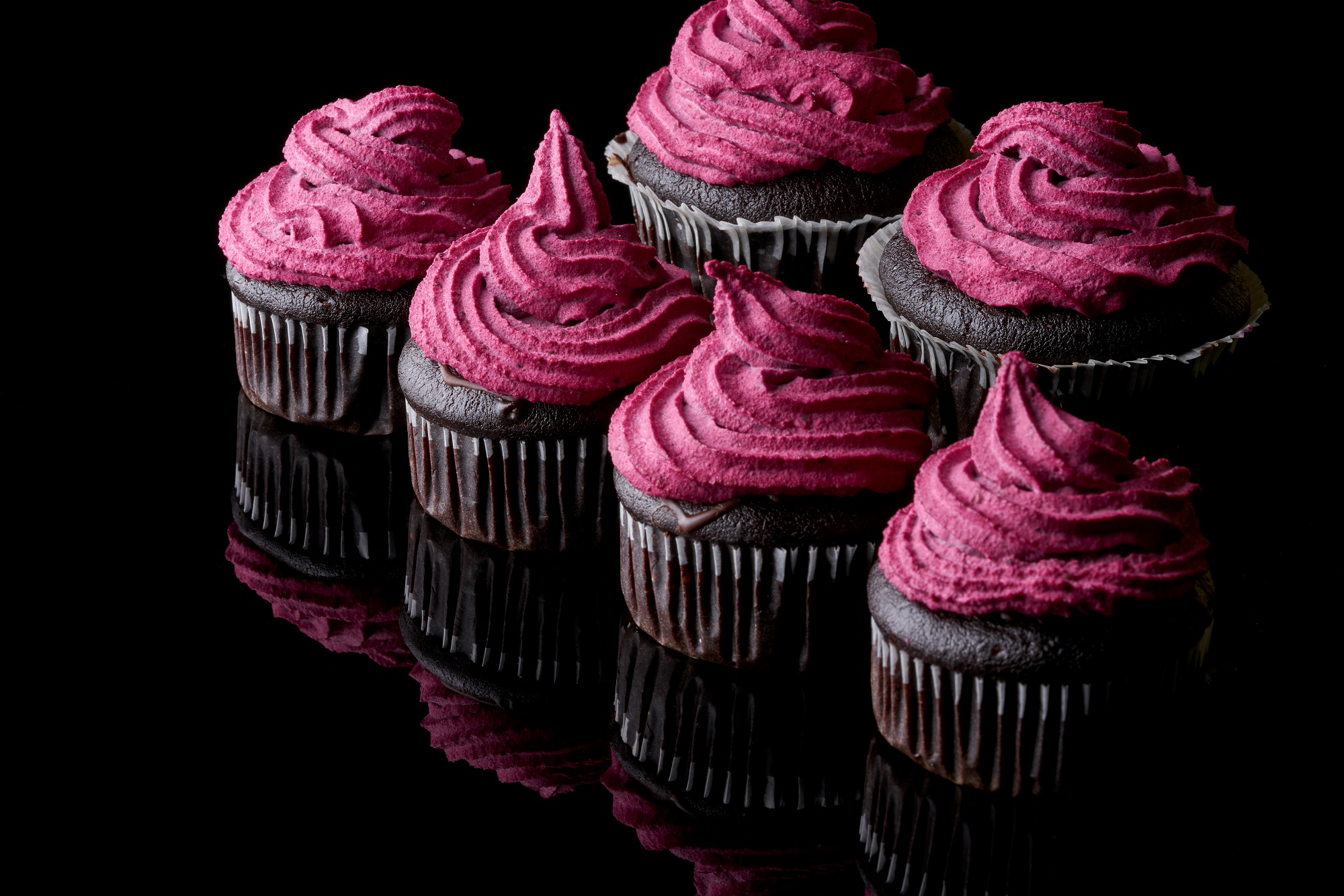 Victorian Style Rose Blood Halloween Cupcakes