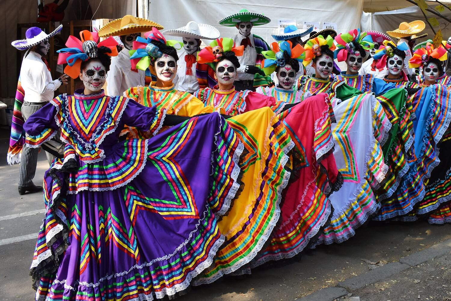 Day of the Dead - Dia de Los Muertos - Women in Costume - Mad Halloween